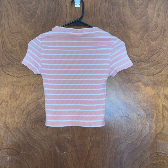 Basic Cropped Tee - Picture 2 of 2